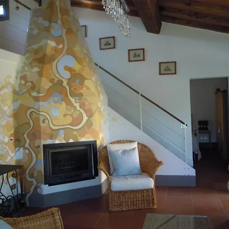 Stunning Guesthouse In Quiet Location Of Umbria Apartment