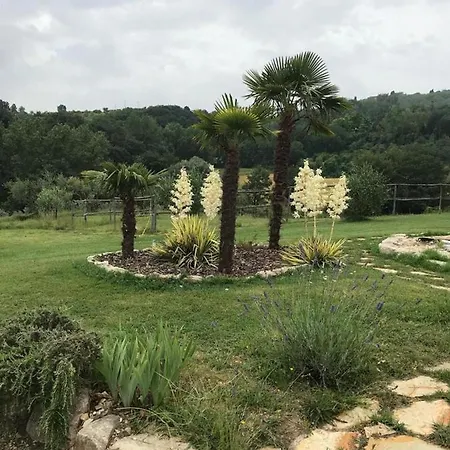 Stunning Guesthouse In Quiet Location Of Umbria