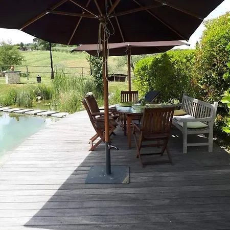 Stunning Guesthouse In Quiet Location Of Umbria Appartement *