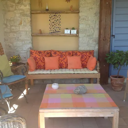 Stunning Guesthouse In Quiet Location Of Umbria Appartement